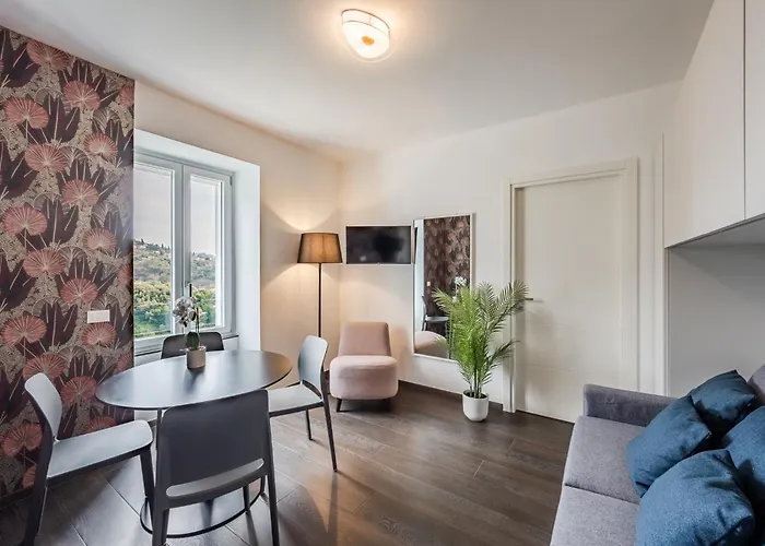 - Monolocale Con Piscina Apartment Rapallo