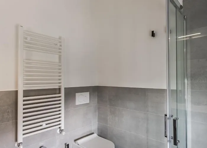 - Monolocale Con Piscina * Rapallo