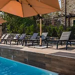 - Monolocale Con Piscina * Rapallo