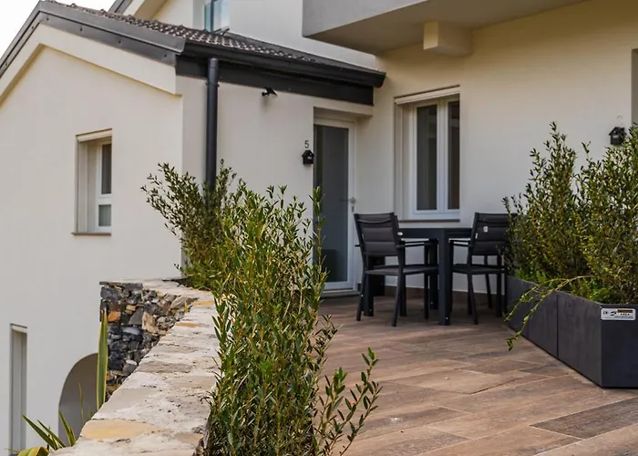 Apartament - Monolocale Con Piscina *